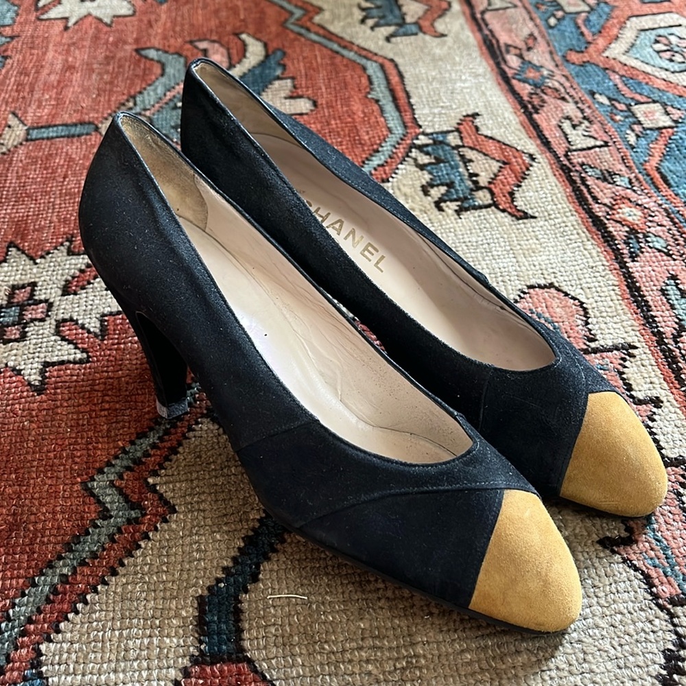 Vintage Chanel suede black spectator with camel colored toe size 9